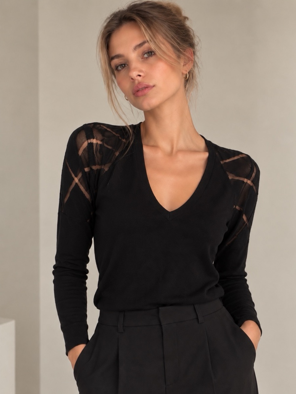 Network Black Sheer Geometric Shoulder V-Neck Long Sleeve Top Size S